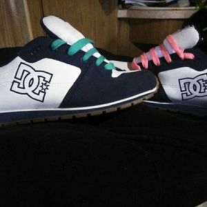 6.5 DC shoes